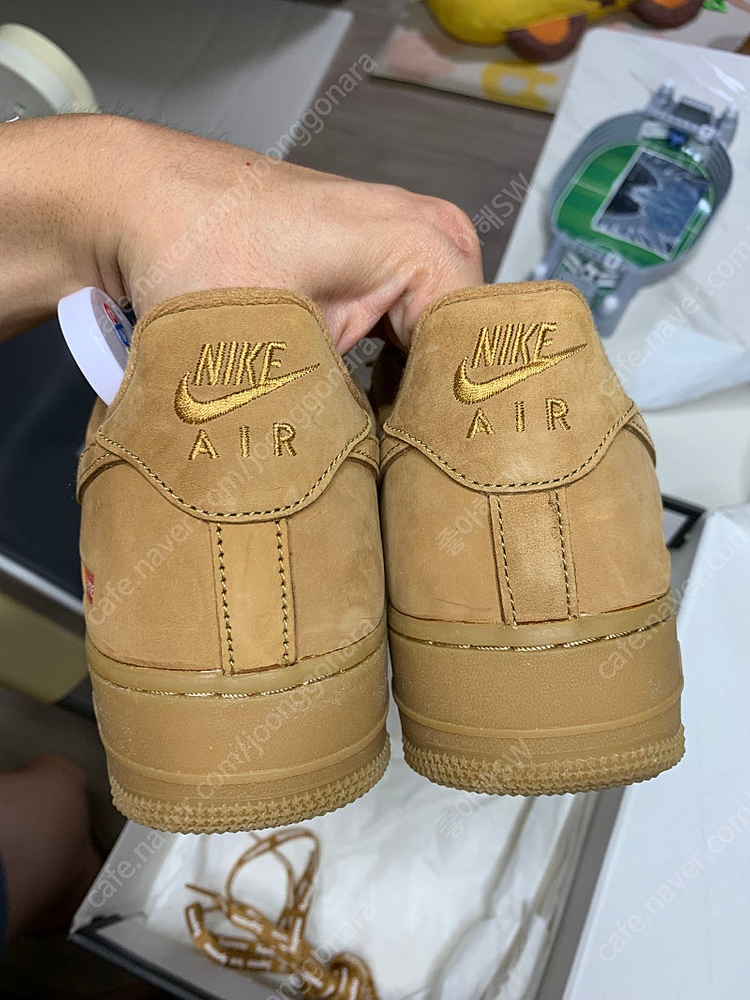 나이키x슈프림 된장포스 270사이즈 박스풀셋 이미지