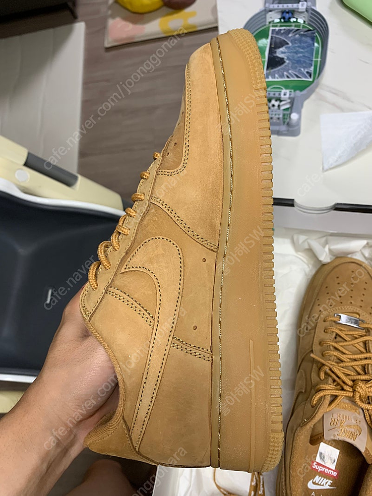 나이키x슈프림 된장포스 270사이즈 박스풀셋 이미지
