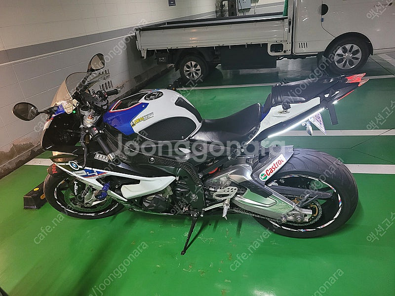 13년식 BMW S1000rr MP4 판매합니다--3