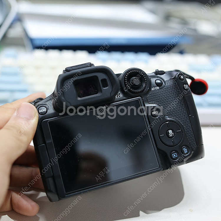 캐논 EOS R7 판매합니다.--4