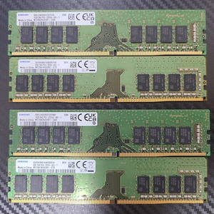 삼성 램 DDR4 8gb 2개/16gb 2개 판매합니다.