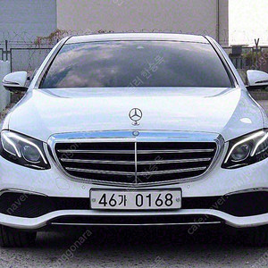 벤츠E-클래스 W213 E300 4MATIC 익스클루시브중고차 할부 리스 카드 저신용자 전액할부 가능합니다