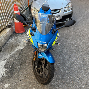 스즈크 gsx r125 2023년식