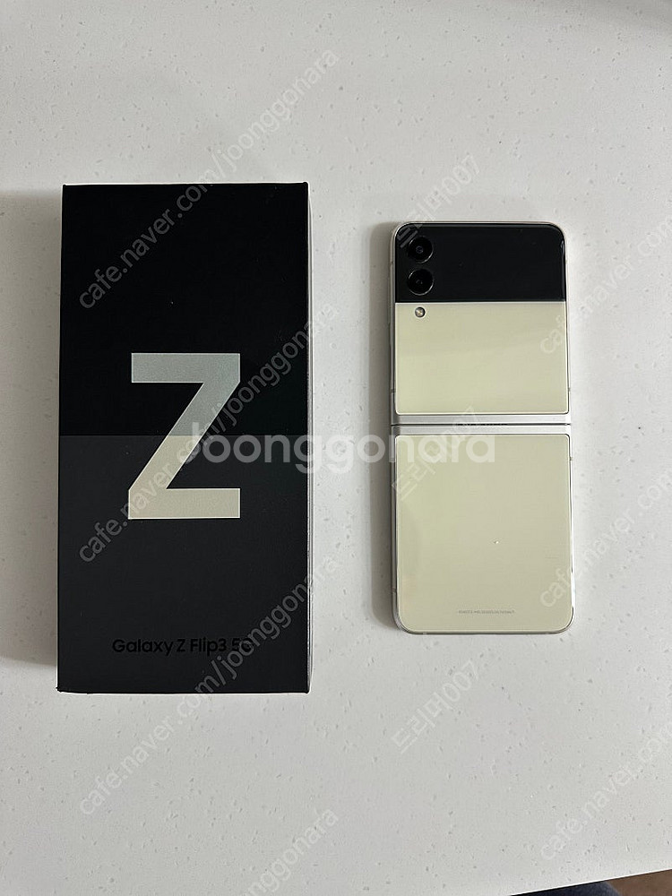 갤럭시 z플립3 자급제 크림 256g--3