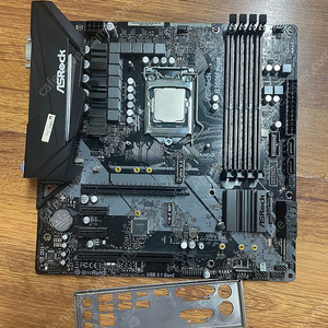 i5 8400 + b360m(asrock pro4) +쿨러 팝니다