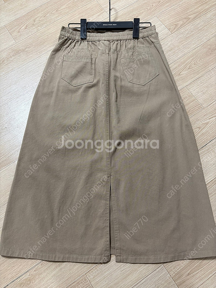 카멜 브라운 스커트 (66사이즈)--1