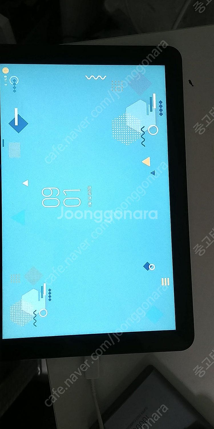 갤럭시탭 어드밴스2 10.1 (T583) 기스없는 새제...--1