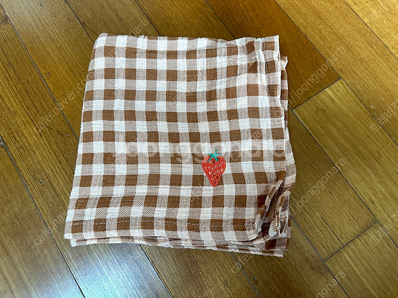 보보쇼즈 딸기 블랭킷 브라운--0