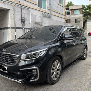 2019년 더뉴카니발 노블레스 9인승 디젤 89,000km