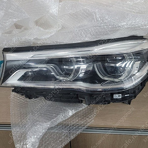 BMW헤드라이트 g11 730d 좌우