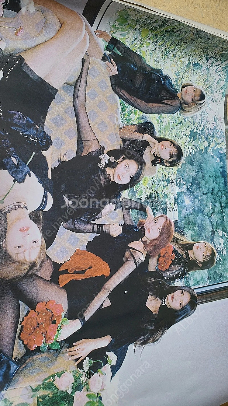 오마이걸 앨범 포스터 일괄 판매합니다--5