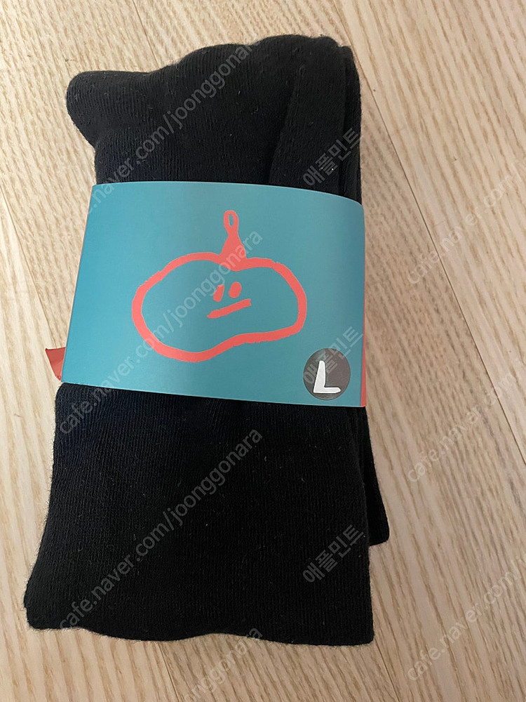 로아앤제인 블라우스 레더치마, 리미떼두두 스타킹--4