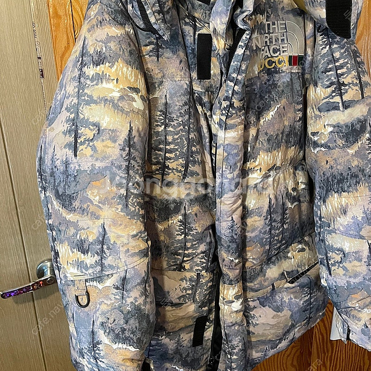 구찌 노스페이스 2021 f/w 대장급 패딩 판매 합니...--3