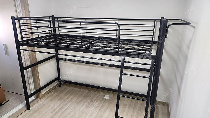 일루일루 코모드i 올인원 행거형 벙커침대 프레임 옷장 ...--0