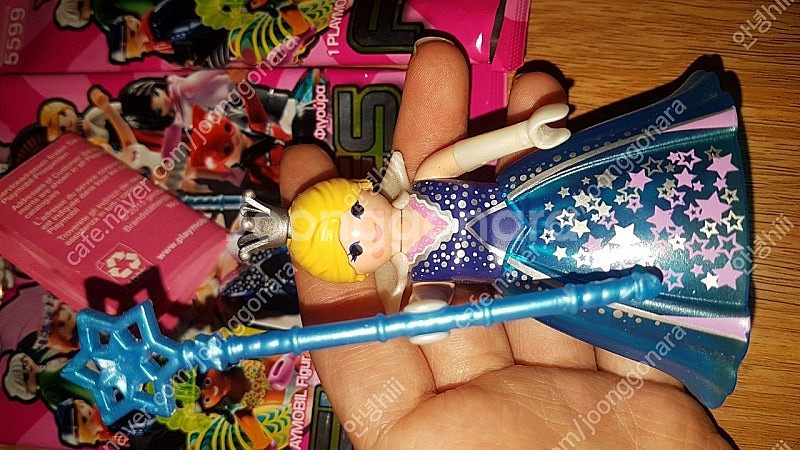 플레이모빌3 미피9미스터리피규어 여왕웨딩신부러시아경찰--1