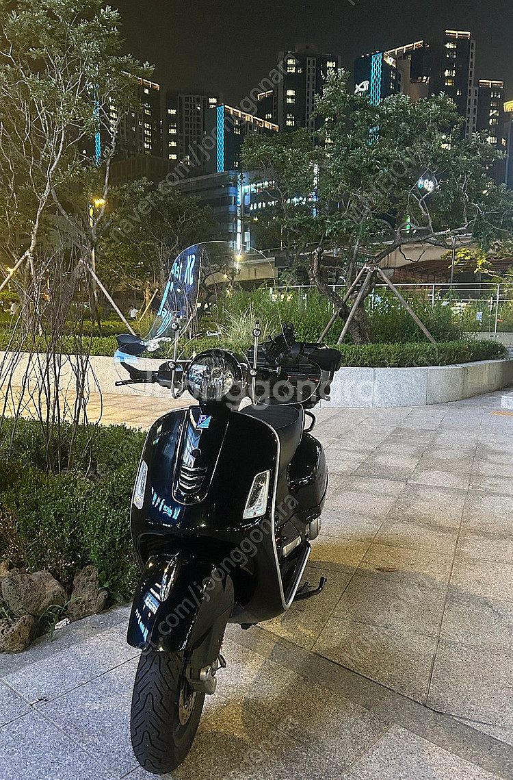 베스파 gts 300 19년식 희귀매물 (아크라포빅 구...--0