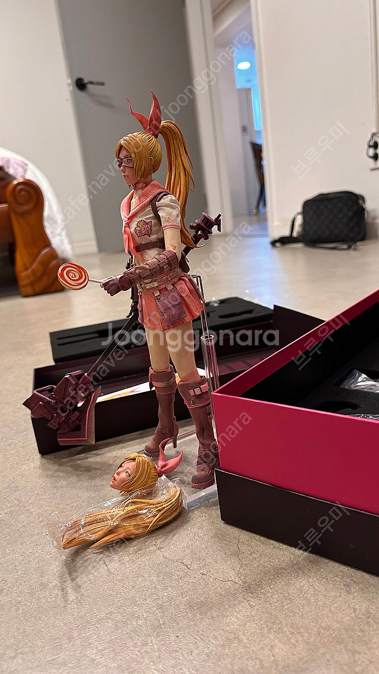 물품추가..여러가지 팝니다,할인중...루시퍼 늑대,i8...--6