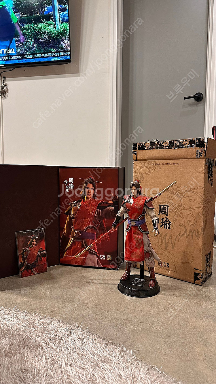 물품추가..여러가지 팝니다,할인중...루시퍼 늑대,i8...--8