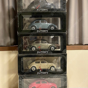 AUTOART MILLENNIUM VW Beetle 1200 Limousine (1955) 1/18,신품보장 ( 2색상 남음)