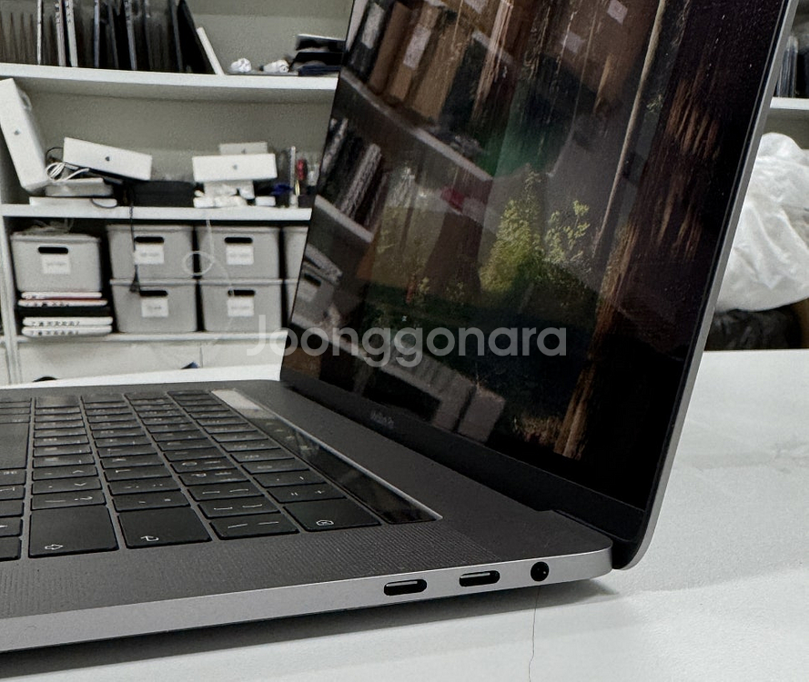 [애플]맥북프로 2019 15인치 i9/16GB/512...--4