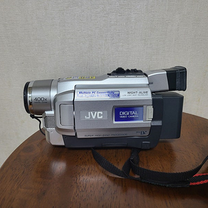 캠코더(JVC GR-DVL310KR 6mm)팝니다(택배비포함 5만원)