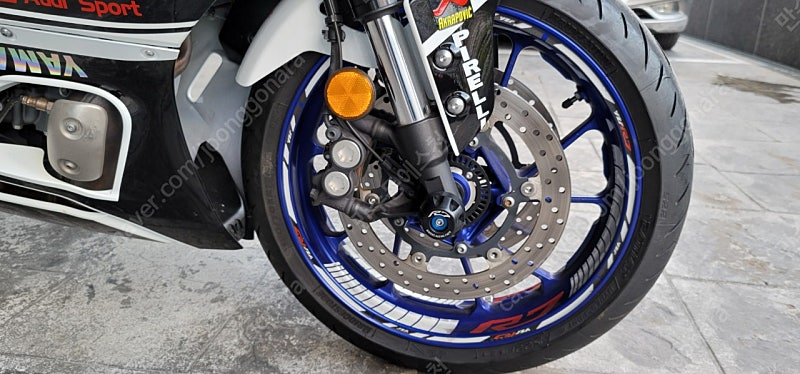 22년식 야마하 R7 신차급 팝니다.--5