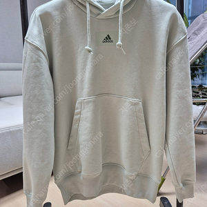 아디다스 (adidas) 기모 후드 티셔츠 L사이즈 새제품