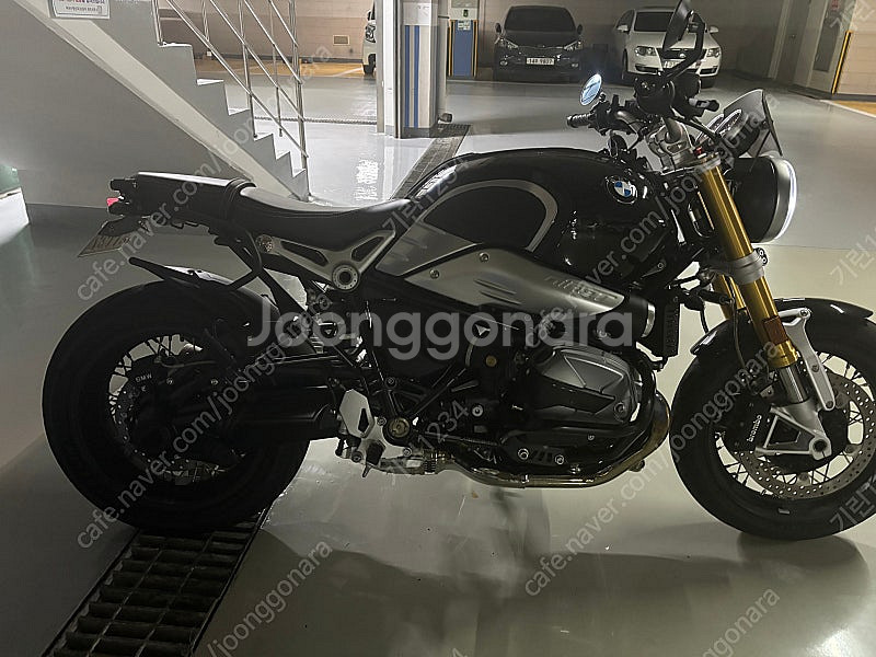 bmw 알나인티 23년식판매해요--1