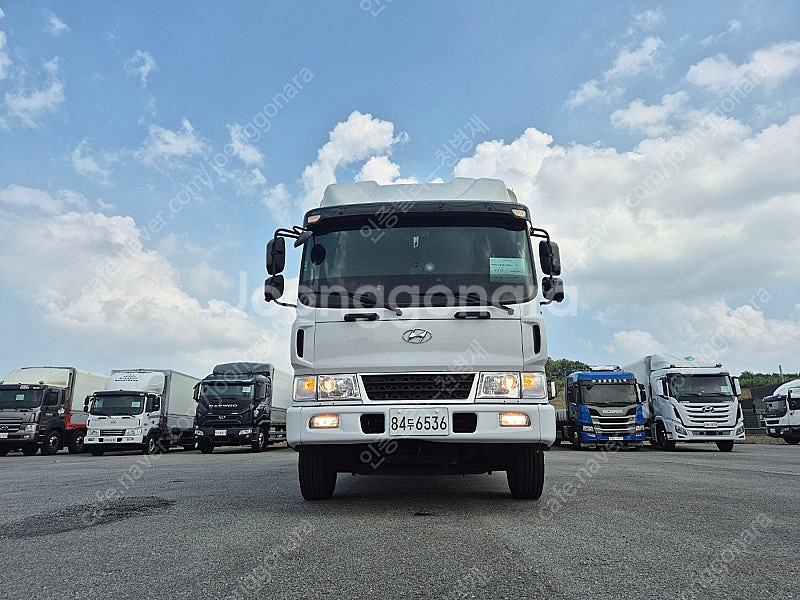 ***1인신조차량***현대 메가트럭8.5톤후축냉장윙비디//프리미엄280마력//실주행24만//윙제원(길이8000*높이...--1