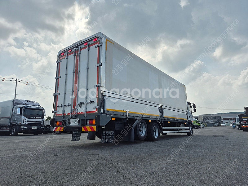 ***1인신조차량***현대 메가트럭8.5톤후축냉장윙비디//프리미엄280마력//실주행24만//윙제원(길이8000*높이...--4