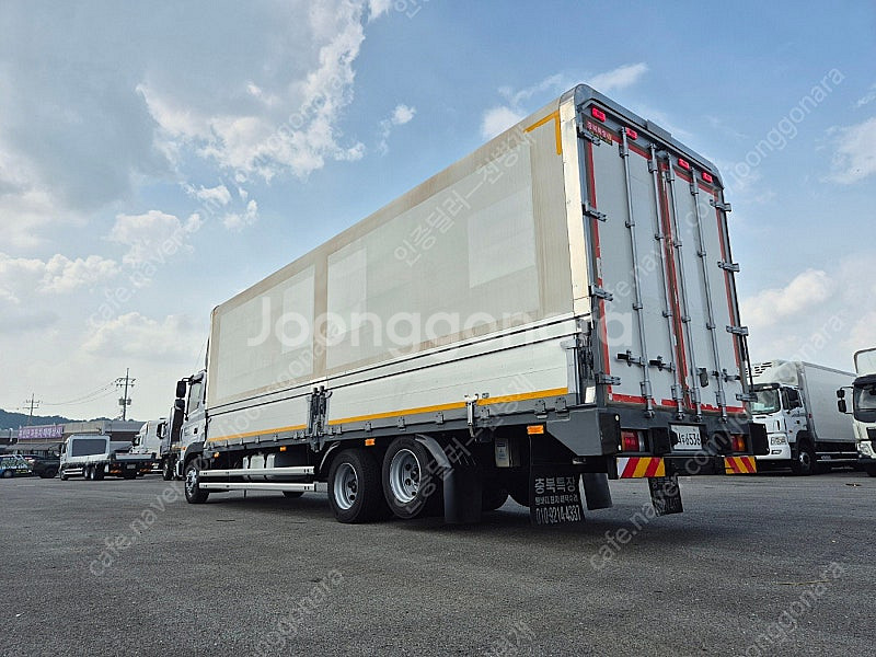 ***1인신조차량***현대 메가트럭8.5톤후축냉장윙비디//프리미엄280마력//실주행24만//윙제원(길이8000*높이...--6