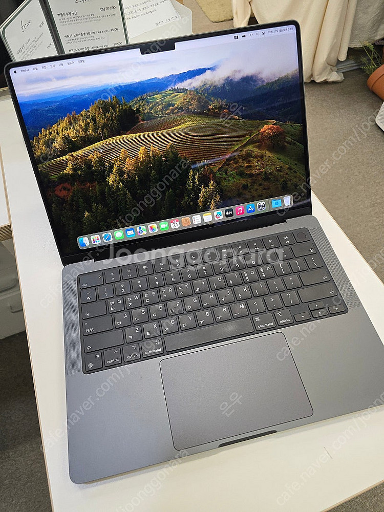 맥북 프로 m3 pro 14인치 18gb 512gb 스...--1