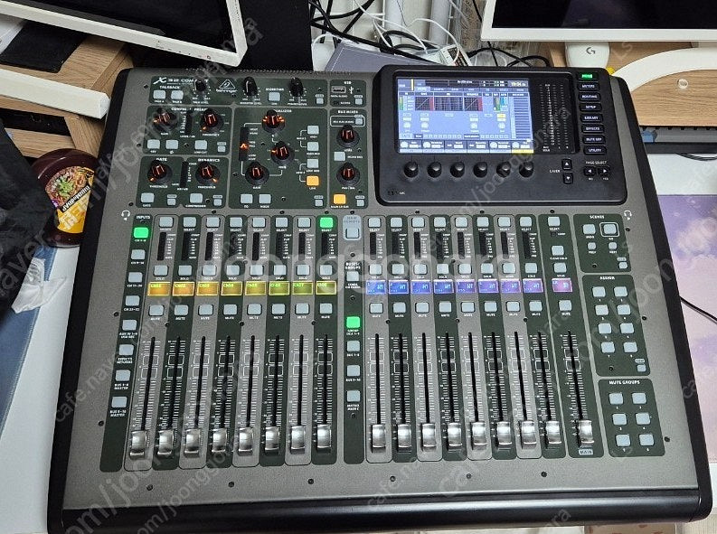 베링거 x32compact 팝니다 최신 업뎃 했습니다--0