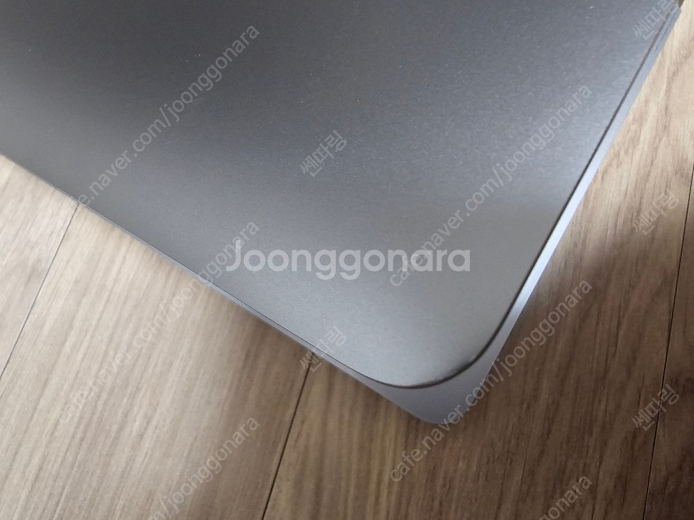 맥북프로 15인치 2018 i7 16GB 512--7