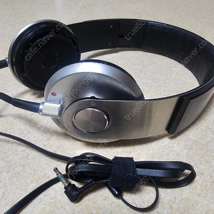 sony mdr-xb700