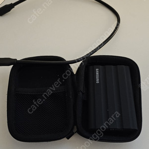 삼성 t7 shield 외장ssd 4tb 팝니다.