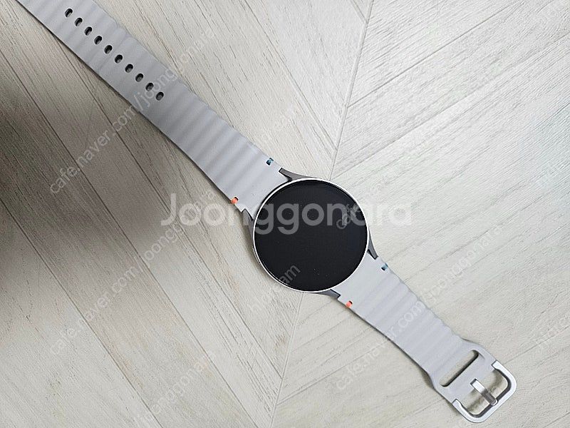 갤럭시 워치7 44mm 실버 팝니다.--1