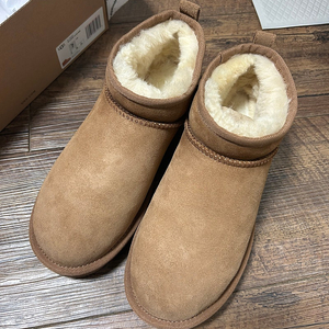 어그 UGG 클래식 울트라 미니 (1116109-CHE) 240사이즈