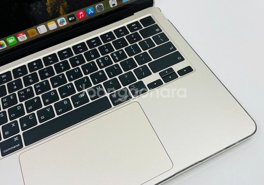 APPLE 맥북에어13 M2 8Core 10GPU 스타...--1