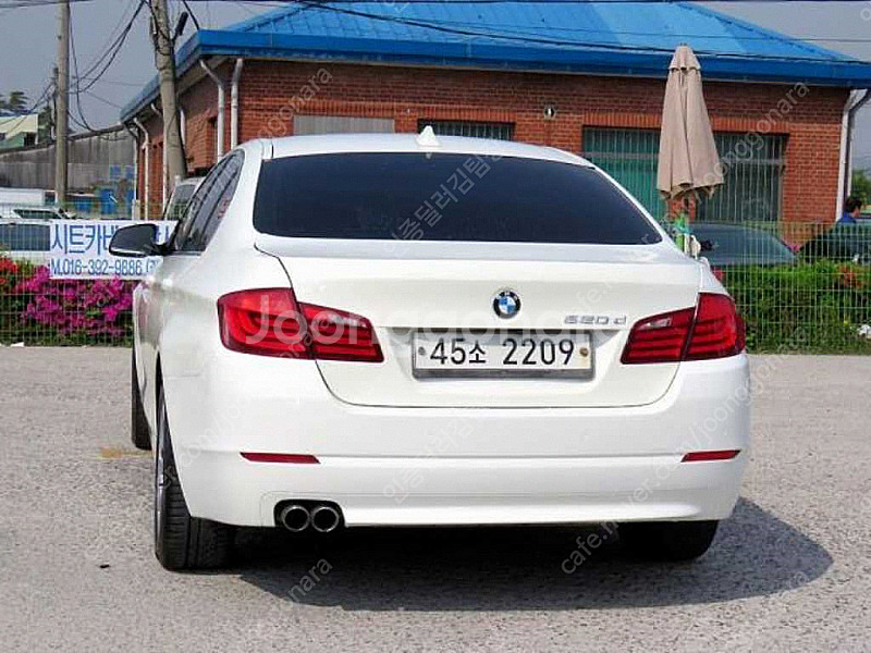 BMW 뉴5-SERIES 520D 세단 최저가 판매합니...--2
