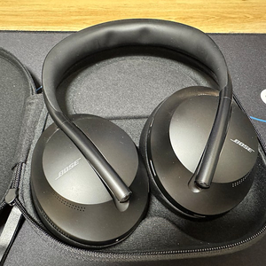 bose nc 700 노이즈캔슬링 헤드폰 팝니다