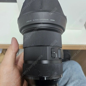 소니 시그마 24-70mm f2.8 dg dn 시계륵 판매합니다.