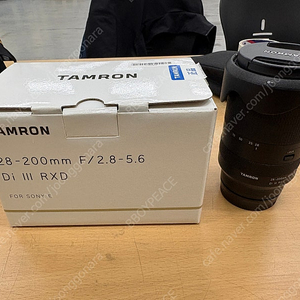 탐론 28-200