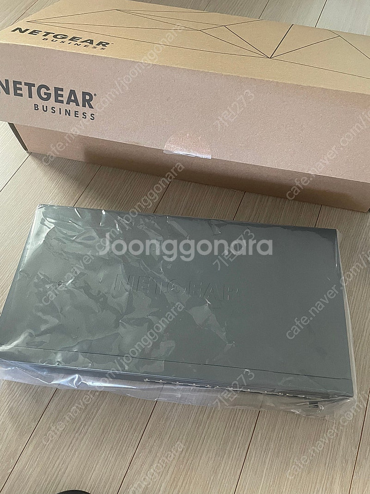 넷기어 MS510TX 스위치허브 팝니다.--3