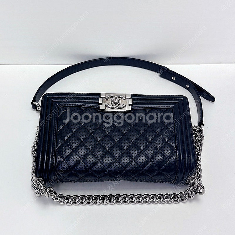 샤넬 19번대 블랙 체인 보이백 3VCHB23005--6