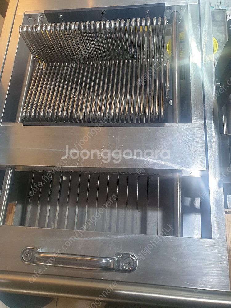 노아 족발 써는 기계 팝니다! (거의 새거)--1