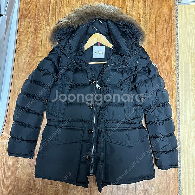 몽클레어 23fw 클루니 3사이즈 새상품급 팝니다.--0