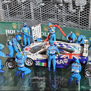 1/43 다이캐스트(모형차, 모델카) pit stop 피규어 세트 팝니다.