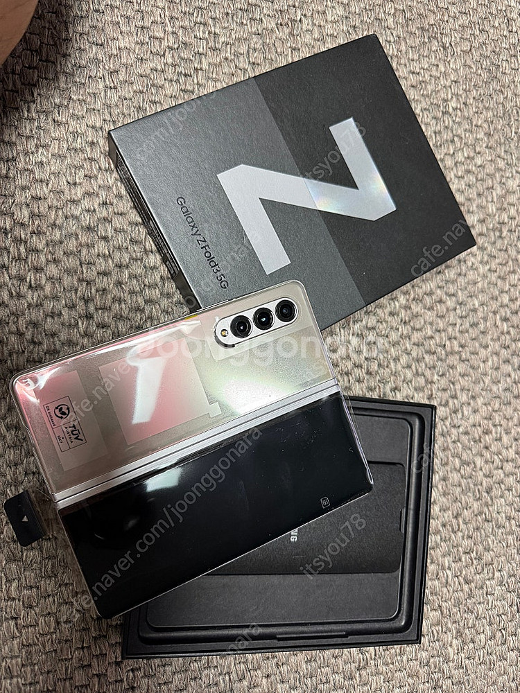 갤럭시 Z 폴드3 512G 실버 판매 합니다 (배터리,...--0