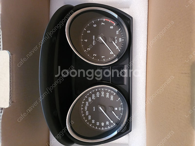 2012년 bmw z4 계기판 팝니다--0